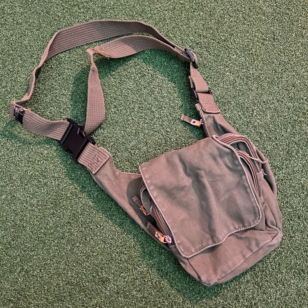 CROSS BODY BAG